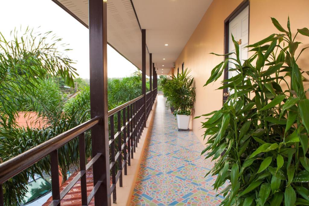 Phuket Airport Inn Ban Bo Han Exterior photo
